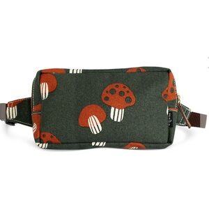 NWT Maika Fanny Pack in the Mendocino pattern